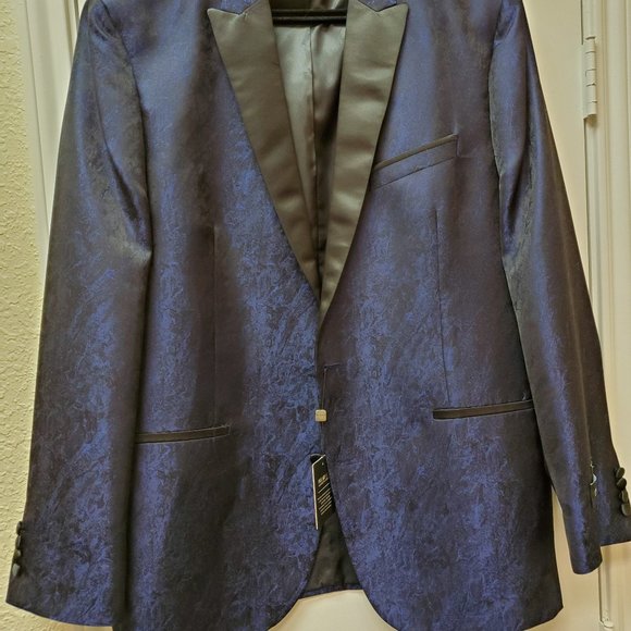 Men's Kenneth Cole Dinner Jacket - Picture 2 of 6